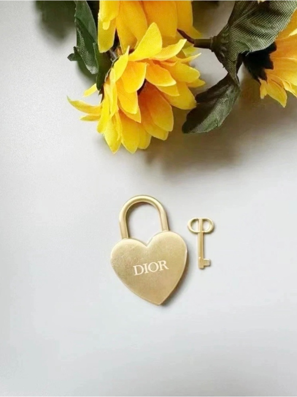 Dior Gold Heart Padlock with Key in Box Novelty limited Edtion - Picture 5 of 5